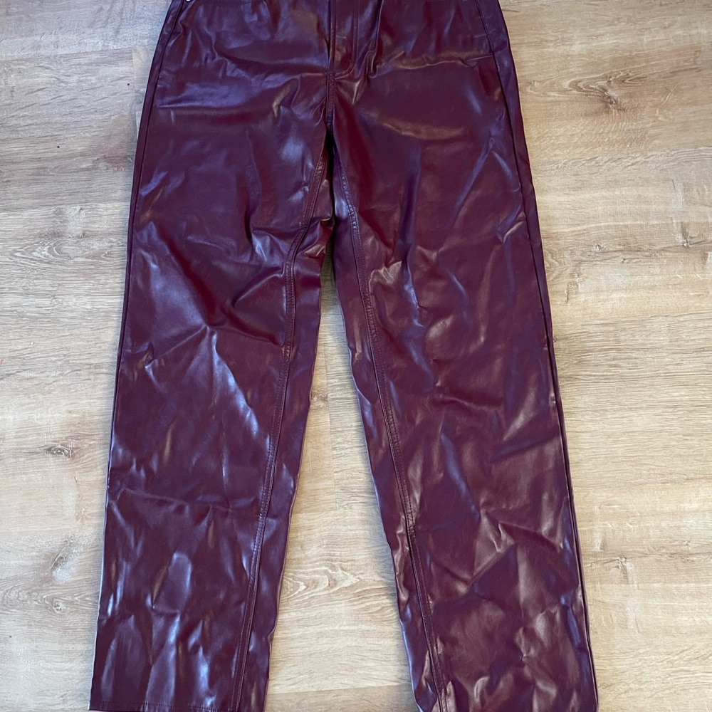 $3/15 Universal Thread Maroon Faux Leather Pants